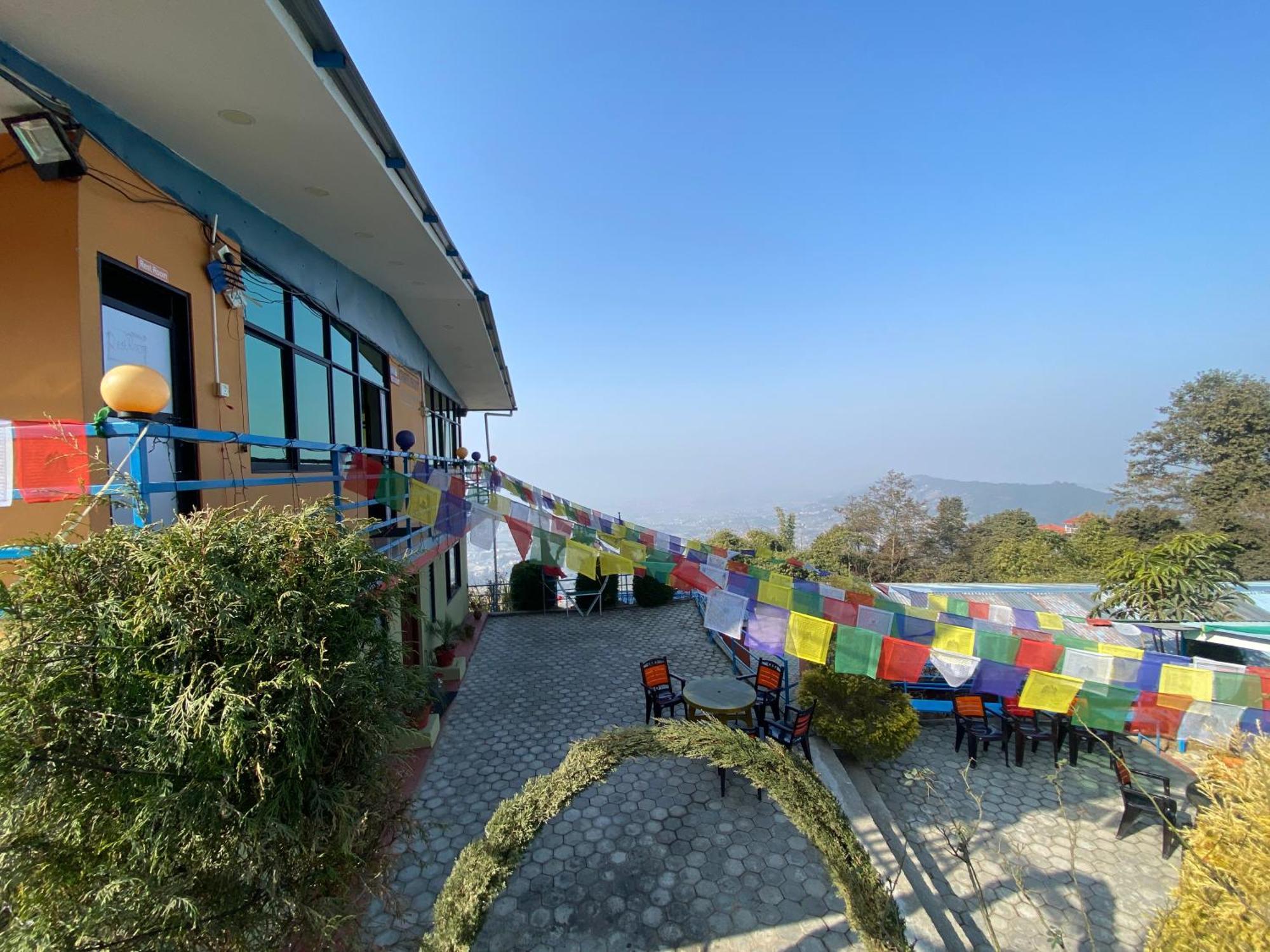 Chareli Resort Нагаркот Екстериор снимка